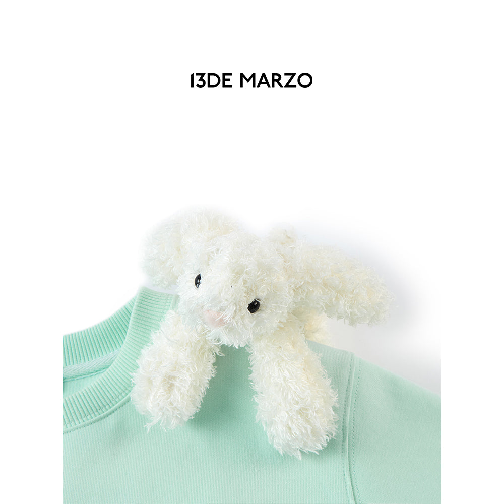 13De Marzo Bear Asymmetrical Off-Shoulder T-Shirt Green