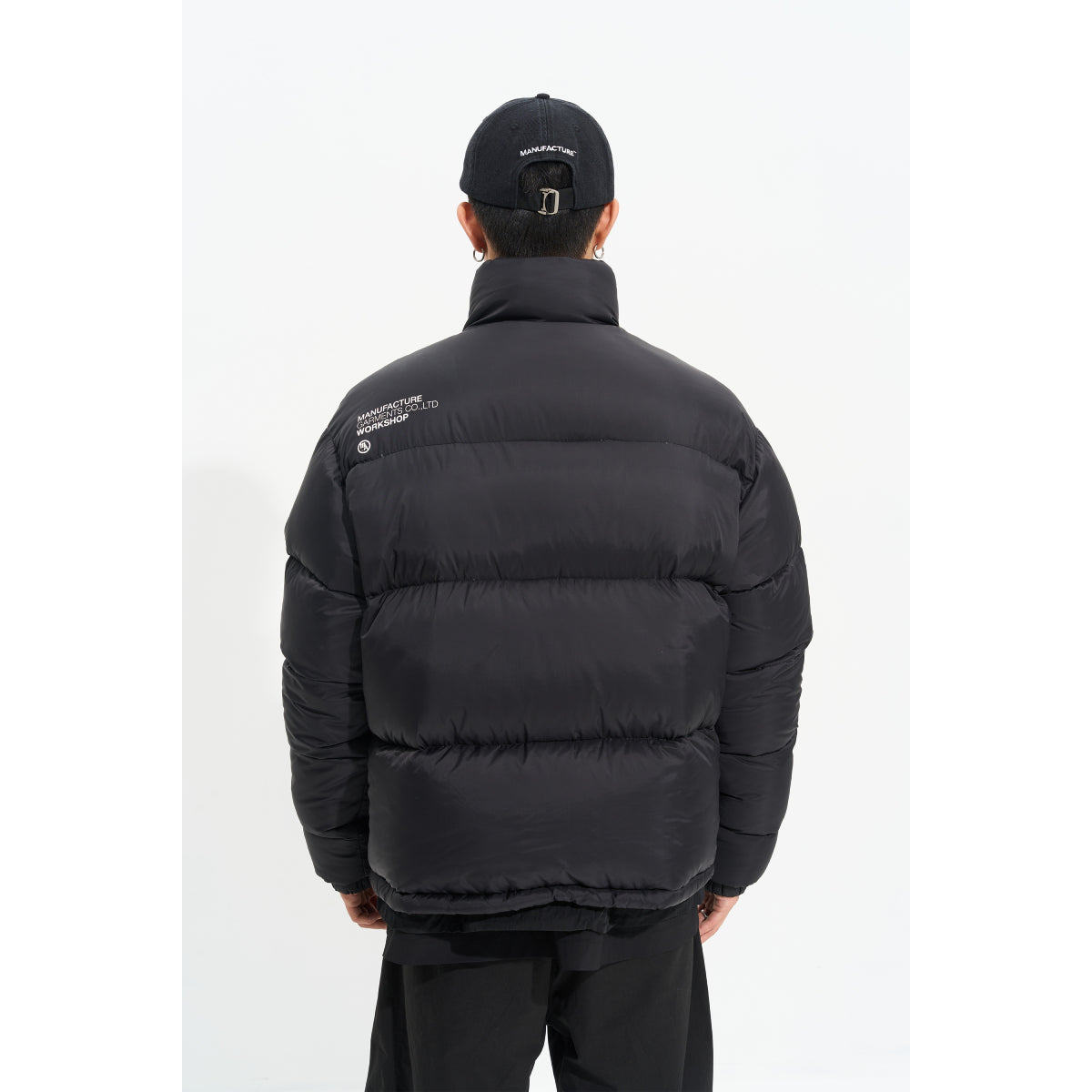 MANUFACTURE Uniform Basic Logo Down Jacket Black